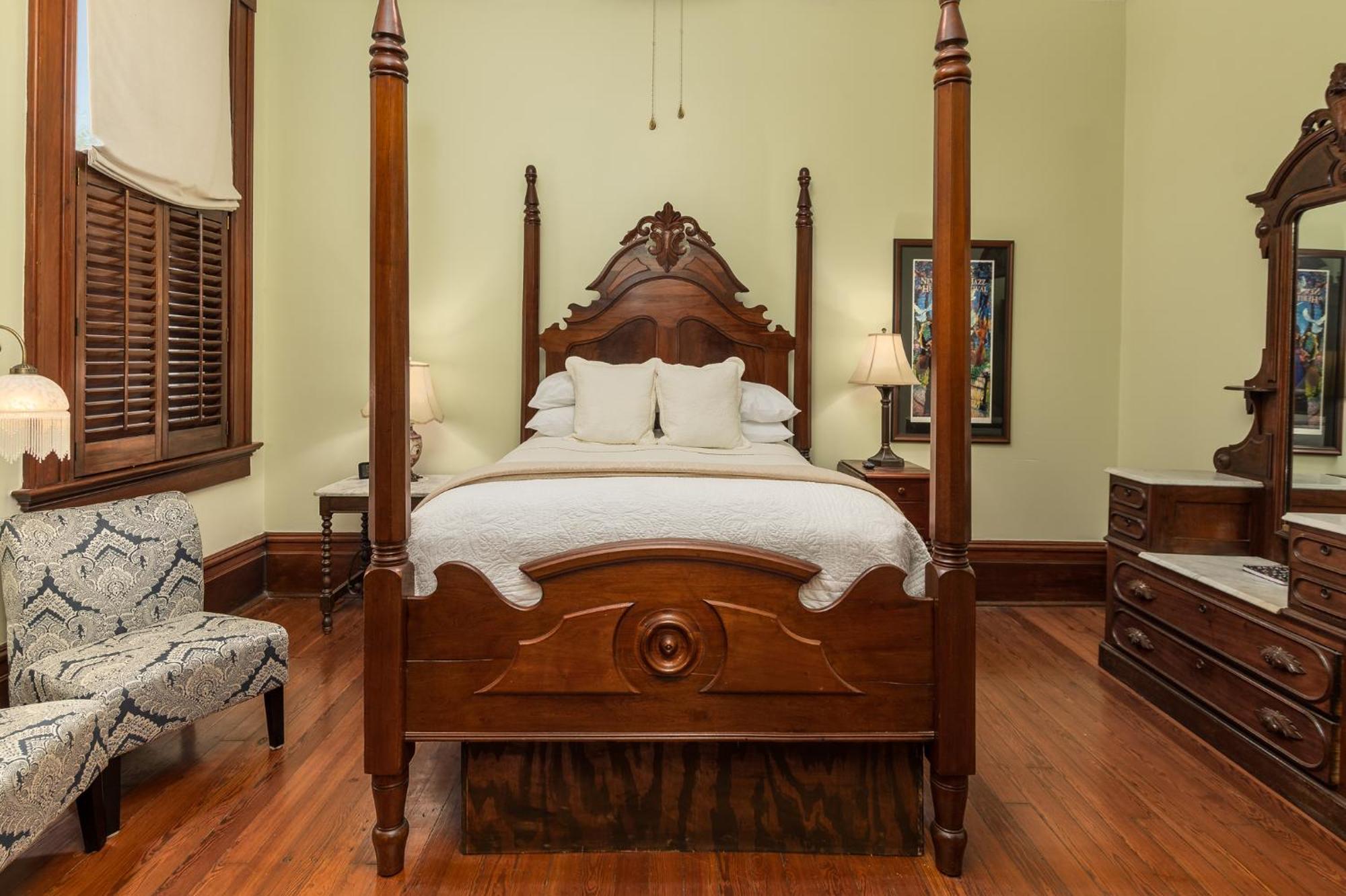 Grand Victorian New Orleans