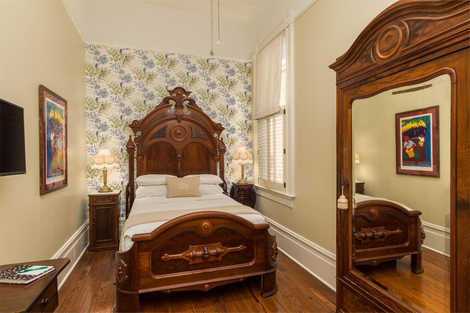 Grand Victorian New Orleans