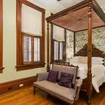 Grand Victorian Bed & Breakfast